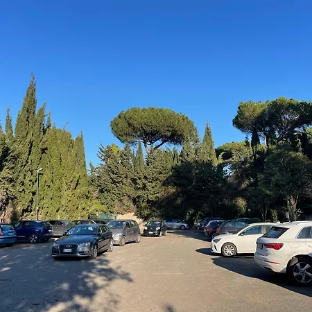 Modern 10 Min Vatican Parking&pool