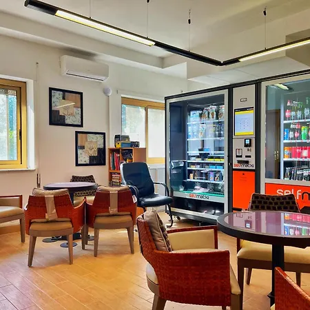 Apartment Modern 10 Min Vatican Parking&pool Rome